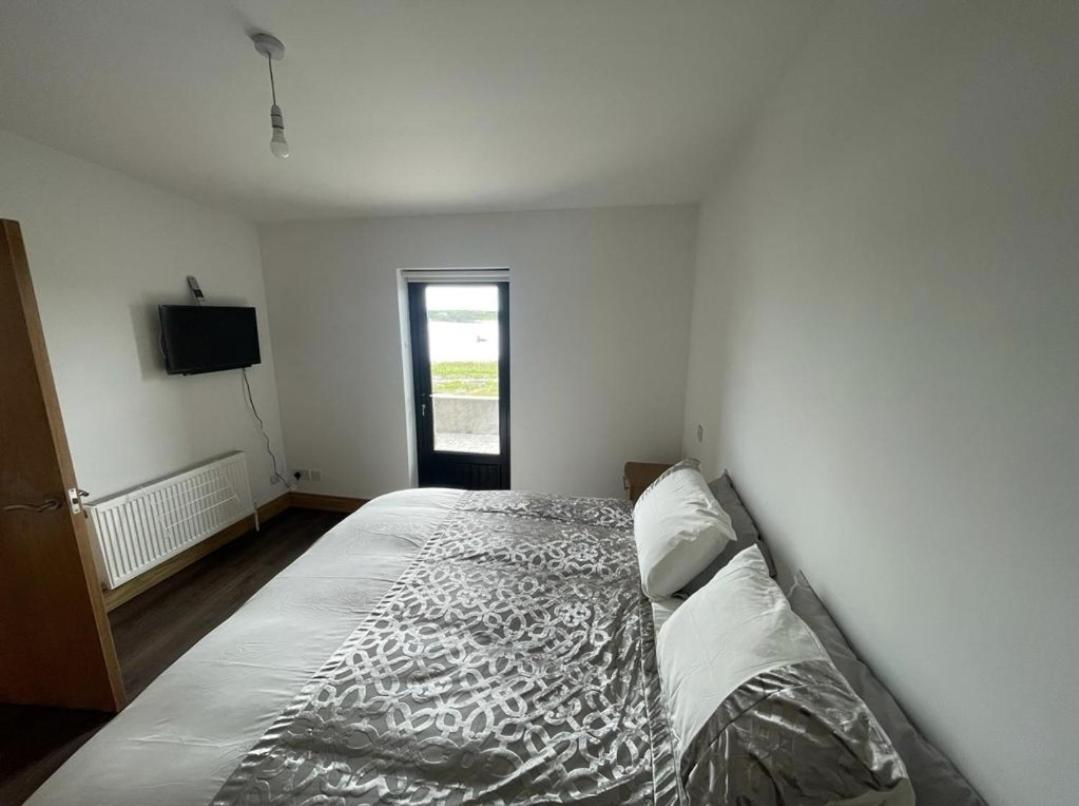 Ostan Gweedore Deluxe Apartments Банбег Экстерьер фото